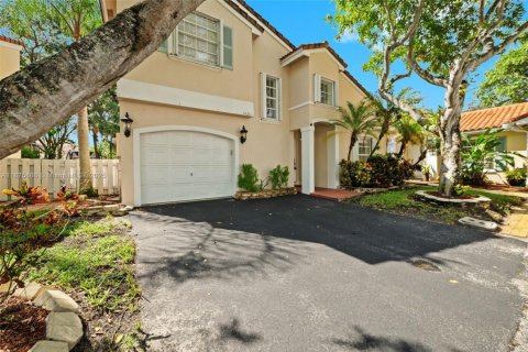 Casa en venta en Coconut Creek, Florida, 3 dormitorios, 146.79 m2 № 1920585 - foto 2