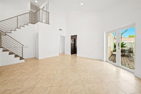 Casa en venta en Coconut Creek, Florida, 3 dormitorios, 146.79 m2 № 1920585 - foto 5