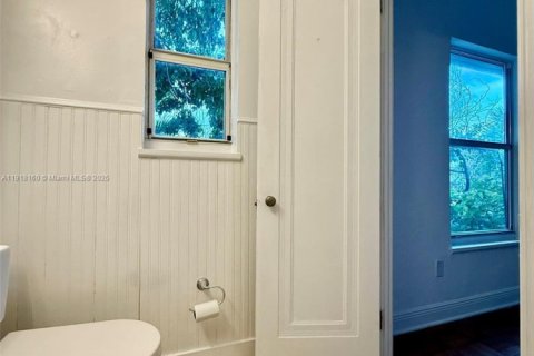 Снять в аренду квартиру в Майами-Бич, Флорида 1 спальня, 65.03м2, № 1972115 - фото 22