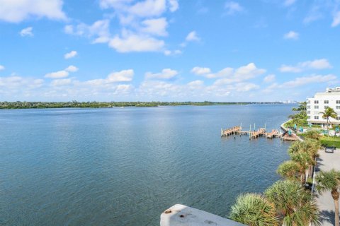 Condominio en venta en Palm Beach, Florida, 3 dormitorios, 154.96 m2 № 2088361 - foto 3
