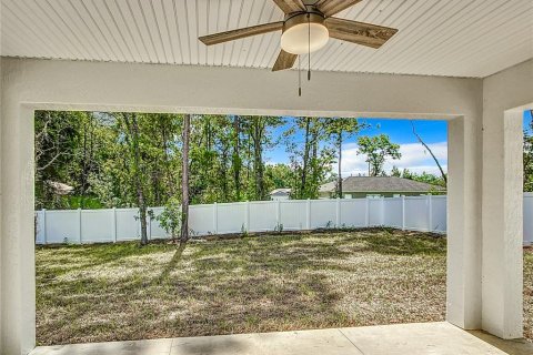 Villa ou maison à louer à Ocala, Floride: 3 chambres, 134.99 m2 № 2402891 - photo 12