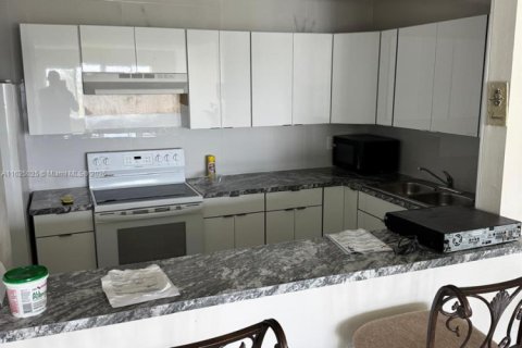 Condominio en venta en Homestead, Florida, 2 dormitorios, 99.87 m2 № 1811670 - foto 4