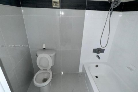 Condominio en venta en Homestead, Florida, 2 dormitorios, 99.87 m2 № 1811670 - foto 11