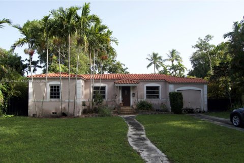 House in Biscayne Park, Florida 3 bedrooms, 150.69 sq.m. № 1852032 - photo 1