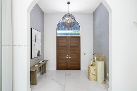 Casa en alquiler en Pinecrest, Florida, 7 dormitorios, 586.96 m2 № 2016219 - foto 5