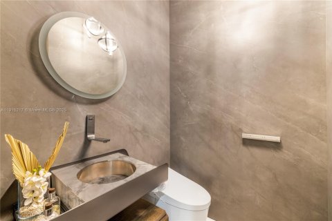 Casa en alquiler en Pinecrest, Florida, 7 dormitorios, 586.96 m2 № 2016219 - foto 21