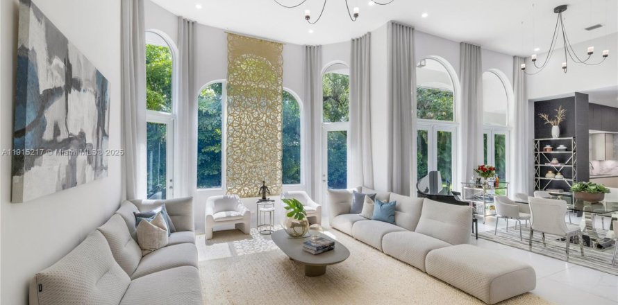 Casa en Pinecrest, Florida 7 dormitorios, 586.96 m2 № 2016219