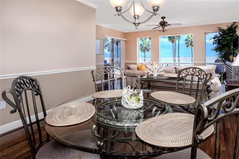 Copropriété à louer à North Redington Beach, Floride: 2 chambres, 110.55 m2 № 1122396 - photo 4