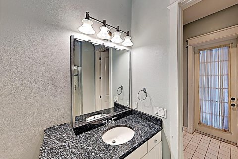 Casa en alquiler en Orlando, Florida, 4 dormitorios, 361.95 m2 № 1769173 - foto 13