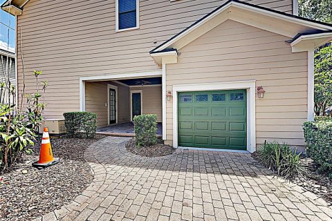 Casa en alquiler en Orlando, Florida, 4 dormitorios, 361.95 m2 № 1769173 - foto 15