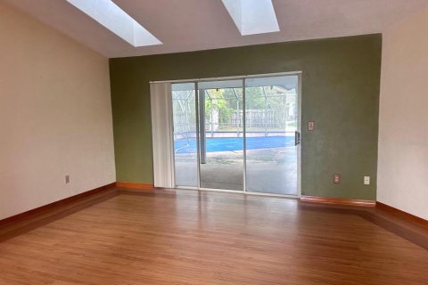 Casa en venta en Palm Coast, Florida, 3 dormitorios, 228.73 m2 № 2429515 - foto 11