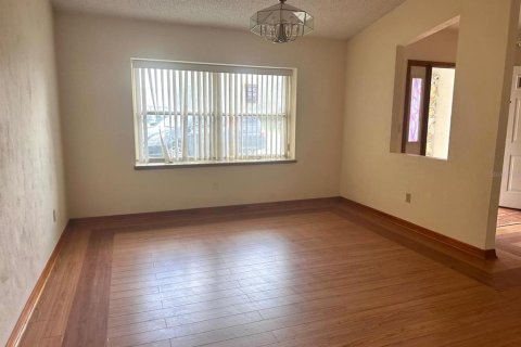 Casa en venta en Palm Coast, Florida, 3 dormitorios, 228.73 m2 № 2429515 - foto 8