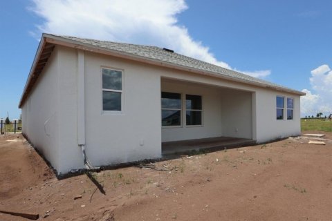 House in Palmetto, Florida 4 bedrooms, 281.59 sq.m. № 2101135 - photo 8