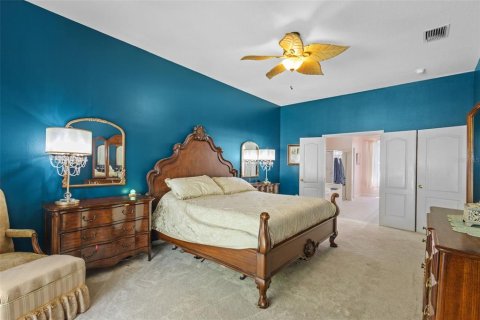 House in Wesley Chapel, Florida 4 bedrooms, 335.75 sq.m. № 1630812 - photo 12