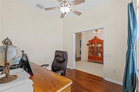 House in Wesley Chapel, Florida 4 bedrooms, 335.75 sq.m. № 1630812 - photo 9