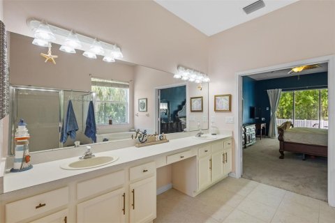 House in Wesley Chapel, Florida 4 bedrooms, 335.75 sq.m. № 1630812 - photo 14