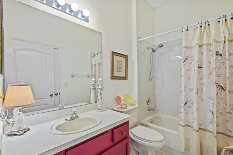 House in Wesley Chapel, Florida 4 bedrooms, 335.75 sq.m. № 1630812 - photo 30