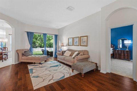 House in Wesley Chapel, Florida 4 bedrooms, 335.75 sq.m. № 1630812 - photo 10