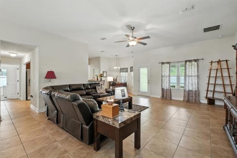Casa en venta en Palm Coast, Florida, 4 dormitorios, 209.4 m2 № 1844713 - foto 13
