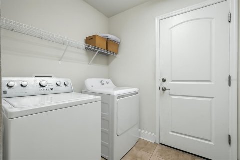 Casa en venta en Palm Coast, Florida, 4 dormitorios, 209.4 m2 № 1844713 - foto 27