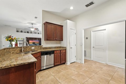 Casa en venta en Palm Coast, Florida, 4 dormitorios, 209.4 m2 № 1844713 - foto 12