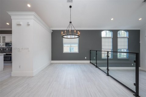 Снять в аренду виллу или дом в Мирамар, Флорида 4 спальни, 222.13м2, № 2045985 - фото 8