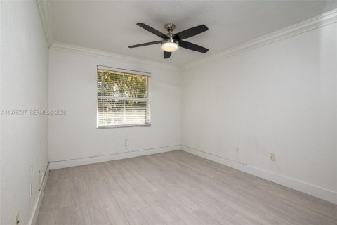 Снять в аренду виллу или дом в Мирамар, Флорида 4 спальни, 222.13м2, № 2045985 - фото 25