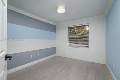 Снять в аренду виллу или дом в Мирамар, Флорида 4 спальни, 222.13м2, № 2045985 - фото 27