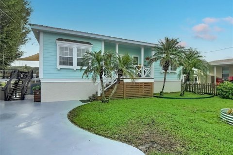 Villa ou maison à vendre à Haines City, Floride: 3 chambres, 173.45 m2 № 2408374 - photo 8
