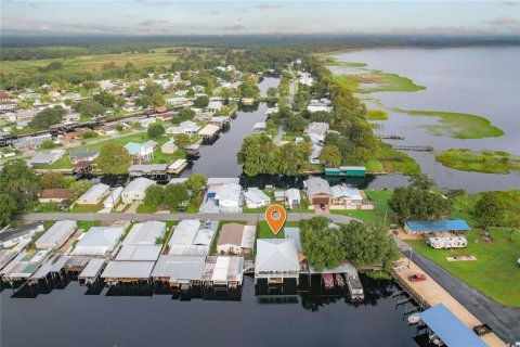 Villa ou maison à vendre à Haines City, Floride: 3 chambres, 173.45 m2 № 2408374 - photo 4