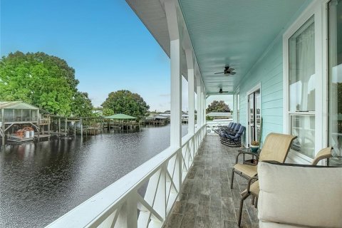 Villa ou maison à vendre à Haines City, Floride: 3 chambres, 173.45 m2 № 2408374 - photo 2