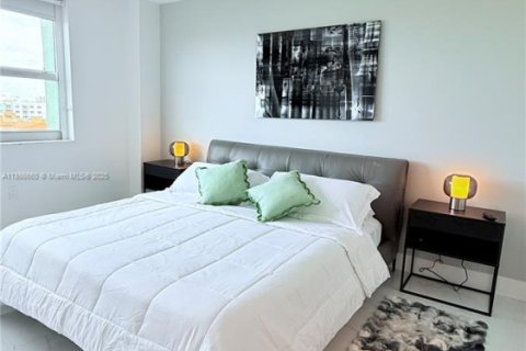 Apartment in Miami Beach, Florida 2 bedrooms № 1950115 - photo 6