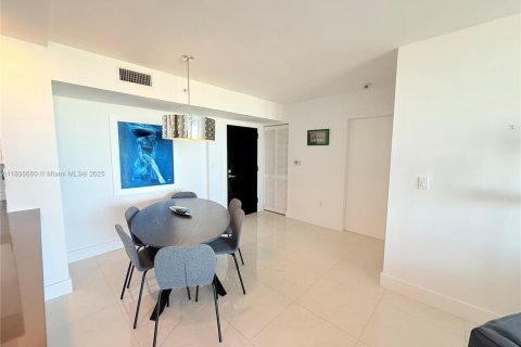 Apartment in Miami Beach, Florida 2 bedrooms № 1950115 - photo 26