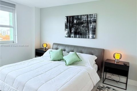 Apartment in Miami Beach, Florida 2 bedrooms № 1950115 - photo 5