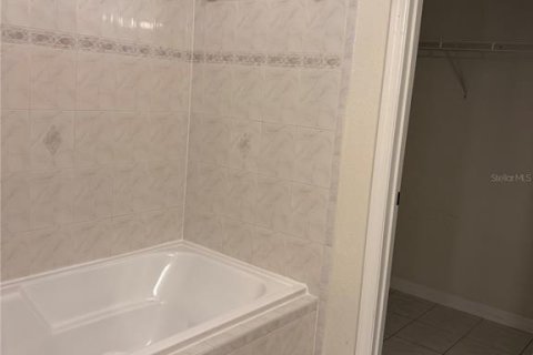 Снять в аренду квартиру в Киссимми, Флорида 1 комната, 154.31м2, № 2112016 - фото 11