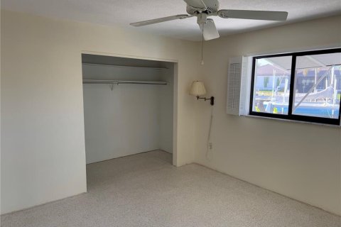 Casa en alquiler en Punta Gorda, Florida, 2 dormitorios, 146.32 m2 № 1602242 - foto 9