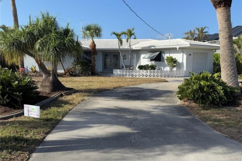 Casa en alquiler en Punta Gorda, Florida, 2 dormitorios, 146.32 m2 № 1602242 - foto 19