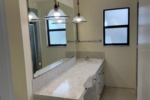 Casa en alquiler en Punta Gorda, Florida, 2 dormitorios, 146.32 m2 № 1602242 - foto 12