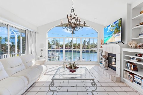 Casa en venta en Sarasota, Florida, 3 dormitorios, 273.41 m2 № 1723055 - foto 17