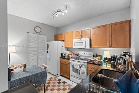 Copropriété à vendre à Aventura, Floride: 2 chambres, 102.19 m2 № 2255375 - photo 13