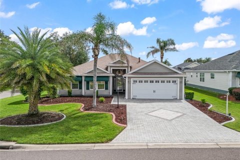House in The Villages, Florida 3 bedrooms, 163.6 sq.m. № 2351839