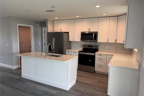 House in Holiday, Florida 3 bedrooms, 106.09 sq.m. № 1819395 - photo 5