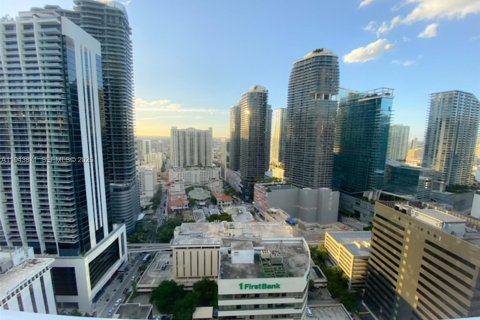 Condo in Miami, Florida, 2 bedrooms  № 2000814 - photo 19