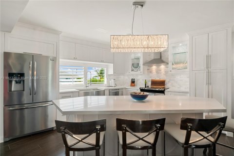 Купить виллу или дом в Ки-Ларго, Флорида 4 спальни, 188.13м2, № 1957885 - фото 7