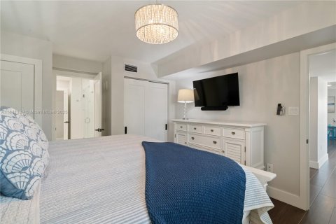 Купить виллу или дом в Ки-Ларго, Флорида 4 спальни, 188.13м2, № 1957885 - фото 13