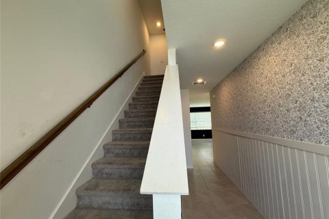 Adosado en alquiler en Davenport, Florida, 3 dormitorios, 152.36 m2 № 1903277 - foto 3