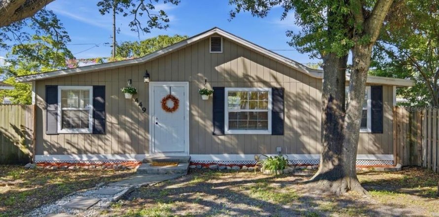 Villa ou maison à Saint Petersburg, Floride 3 chambres, 70.23 m2 № 2396033