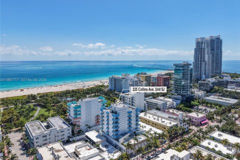 Купить кондоминиум в Майами-Бич, Флорида 1 спальня, 67.17м2, № 2057881 - фото 21