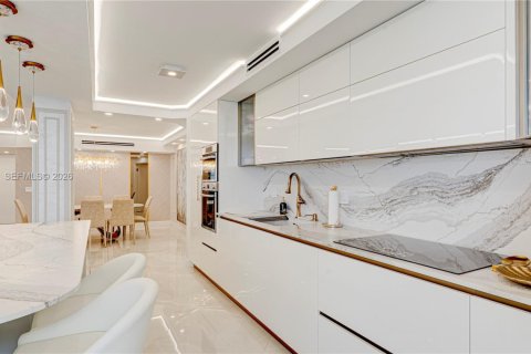 Снять в аренду кондоминиум в Санни-Айлс-Бич, Флорида 3 спальни, 169.08м2, № 2004506 - фото 18