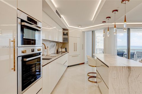 Снять в аренду кондоминиум в Санни-Айлс-Бич, Флорида 3 спальни, 169.08м2, № 2004506 - фото 21